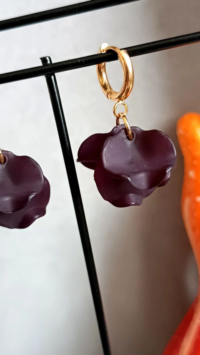 Mini créoles pétales noires - photo numéro 2