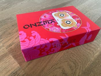 Boîte de rangement vide neuve