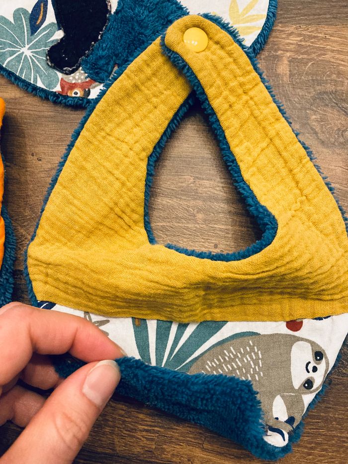 Kit bavoirs et linges naissance fait main - photo numéro 3