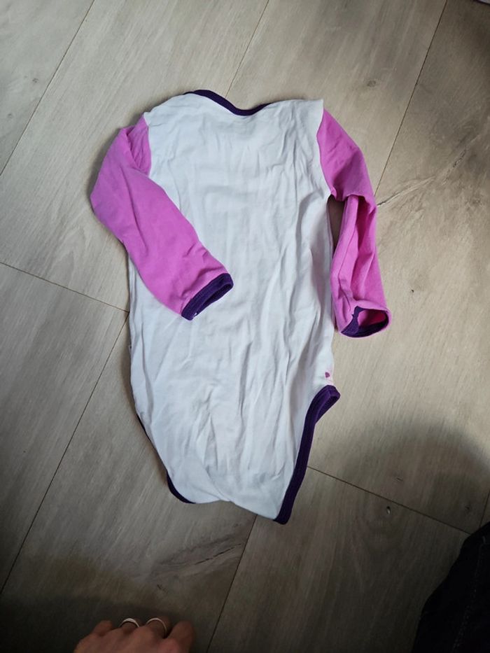 Lot 4 bodies manches longues 18 mois - photo numéro 10