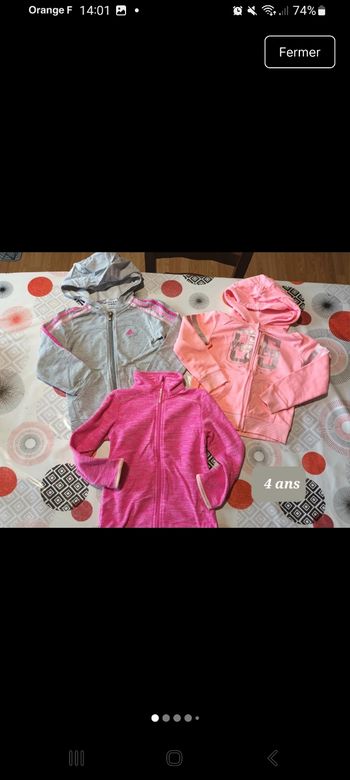 Lott 3 sweats zippé 👧 taille 4 ans