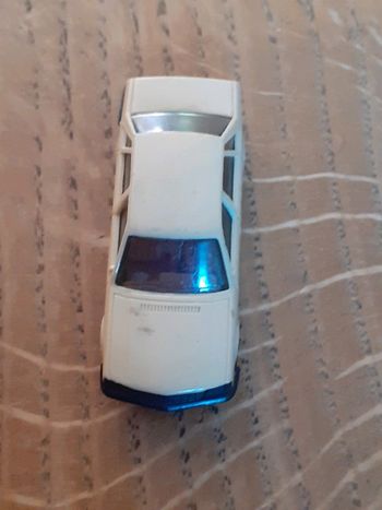 🚙 Petite voiture Opel senator 3.0 e