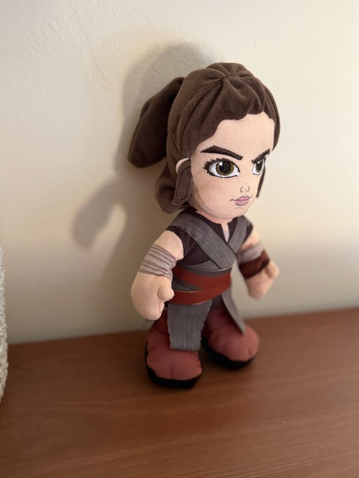 Peluche Rey Star Wars - photo numéro 2