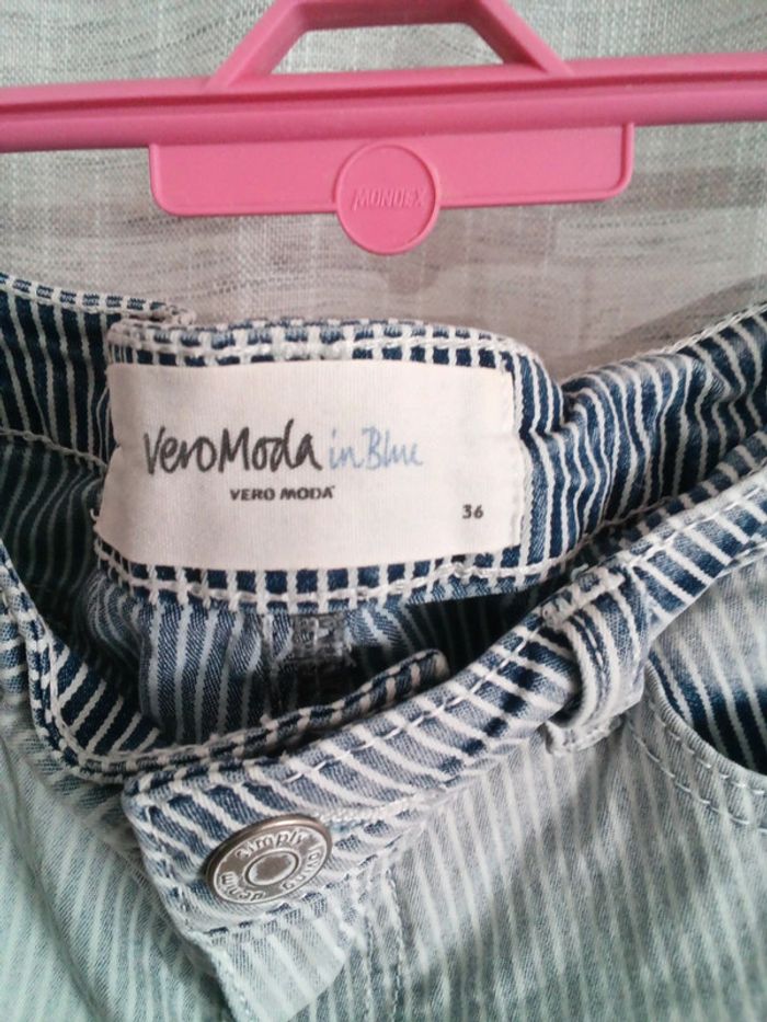 Short bleu et blanc vero Moda - photo numéro 2