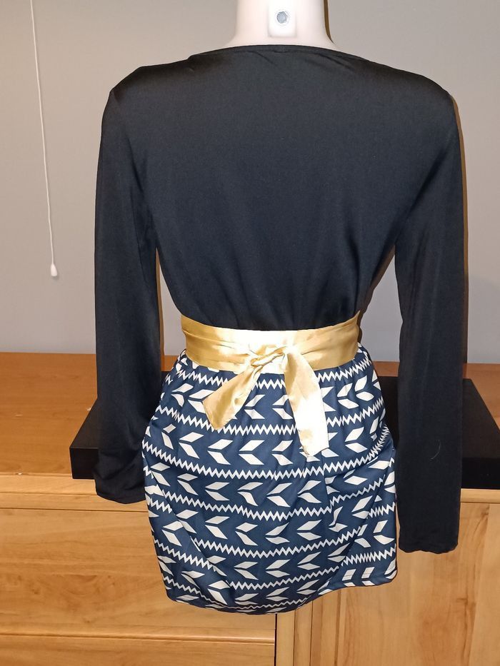 Robe. - photo numéro 3