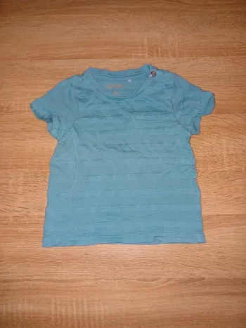Tee shirt