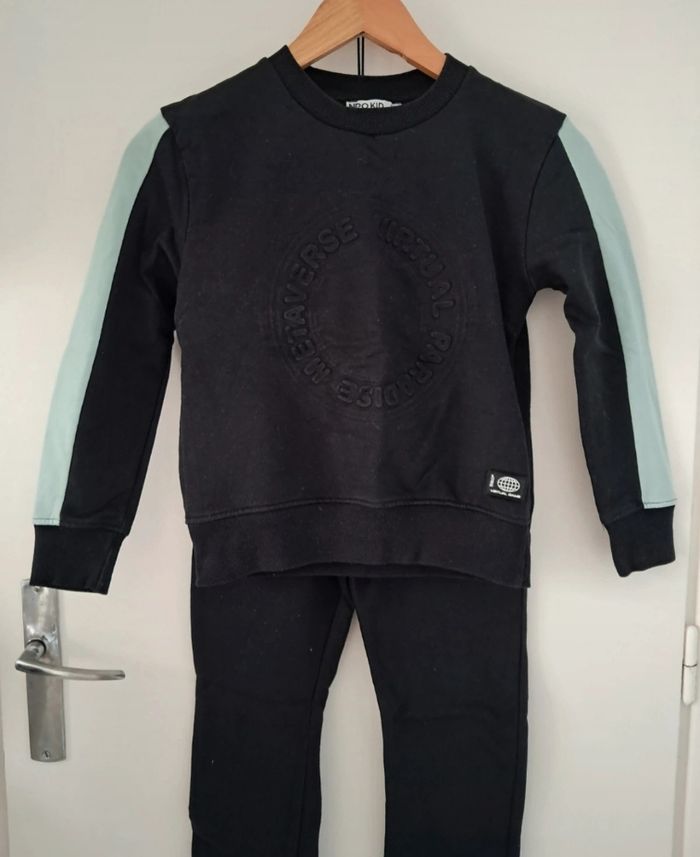 Ensemble jogging 10 ans - photo numéro 2
