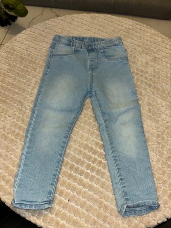 Jean fille marque h&m taille 2/3 ans excellent état