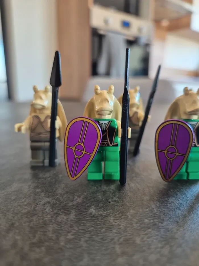Figurines lego 7 gungans issu du set 7115 star wars - photo numéro 3