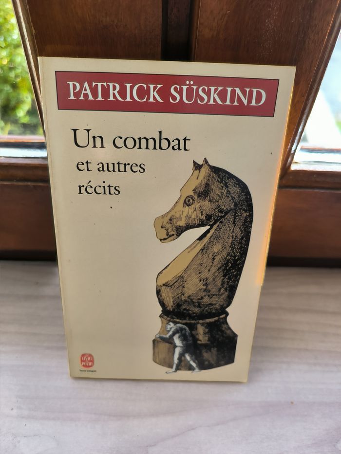 livre Un Combat - Et Autres Récits - Süskind Patrick en tres bon etat ref EC