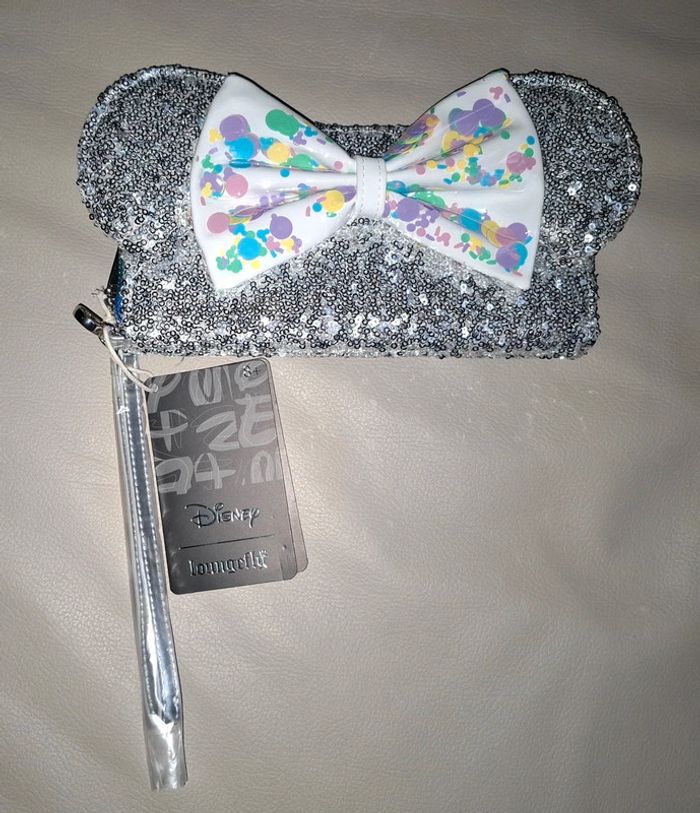 Portefeuille Loungefly Mickey Birthday disney