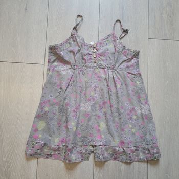 Maillot à bretelle kaki à fleur. Fille 10 ans. Marque La halle