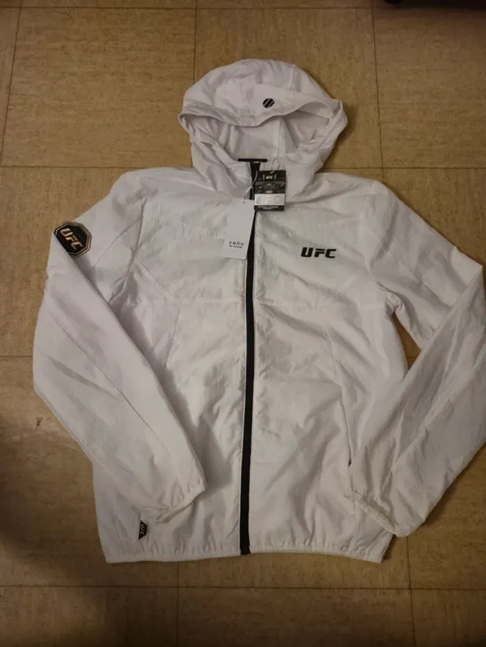 Coupe vent UFC Celio en XS - photo numéro 4