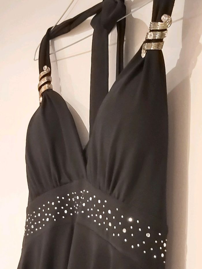 Robe de soirée ou pour les fêtes avec des strass neuve (78) - photo numéro 3
