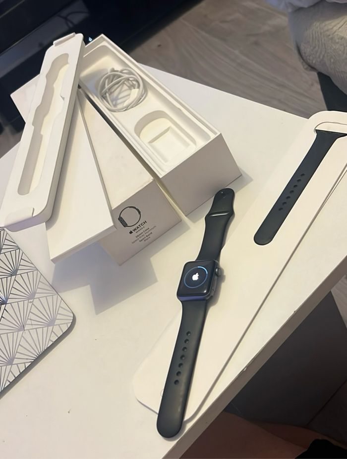 Apple Watch série 3 - photo numéro 2