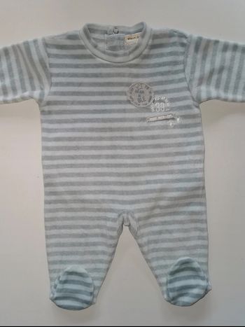 Pyjama/body bébé
