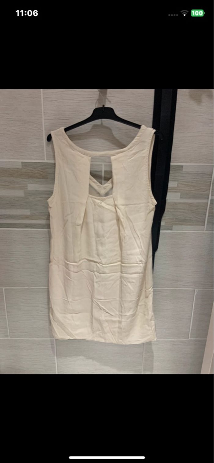 Robe beige - photo numéro 3