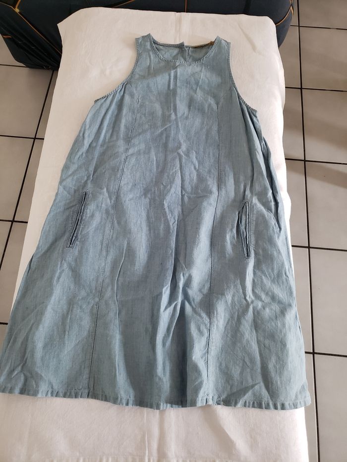 Robe courte sans manches bleu clair