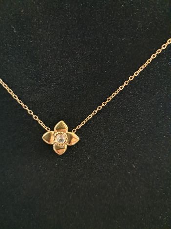 Collier fleur  strass