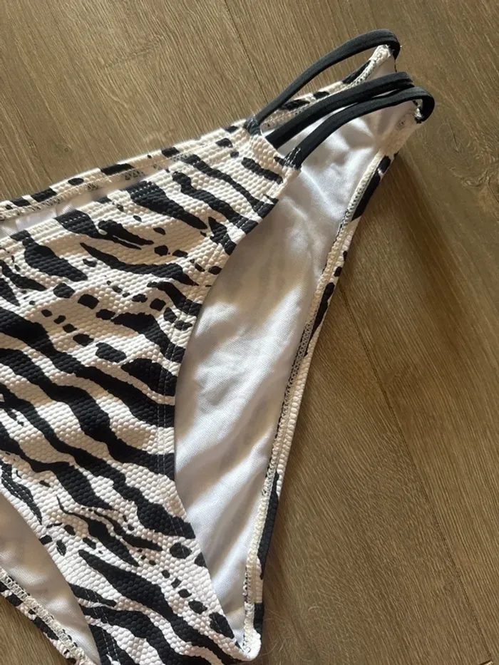 Bas de maillot Primark, taille 42 - photo numéro 4