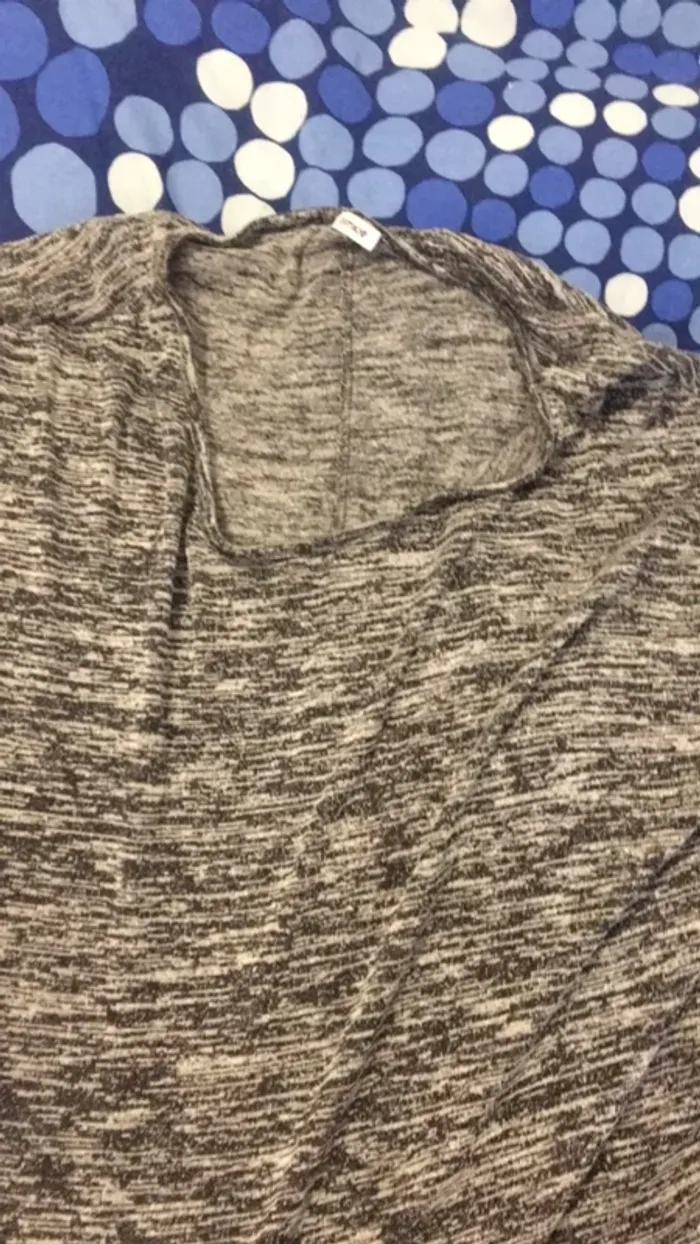 T shirt taille L - photo numéro 3