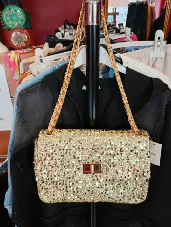 Sac bandoulière à sequins dorés
