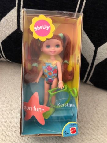 Petite poupée Shelly Mattel