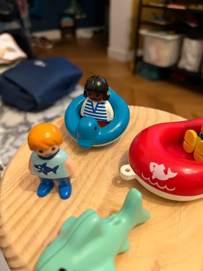 Personnage à la plage piscine - photo numéro 2