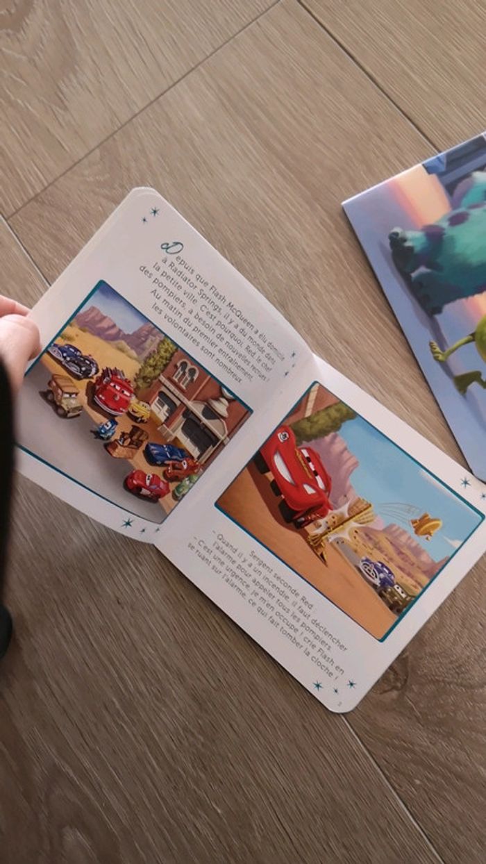 Livres quasi neufs Disney cars, montres et cie - photo numéro 5