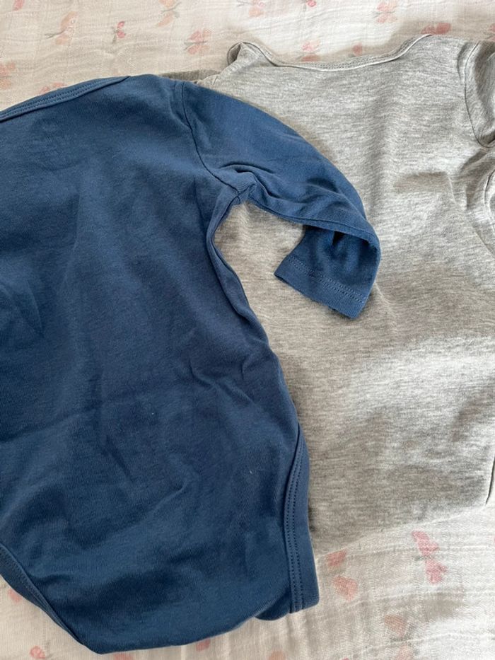 Lot 2 bodies H&M - photo numéro 4