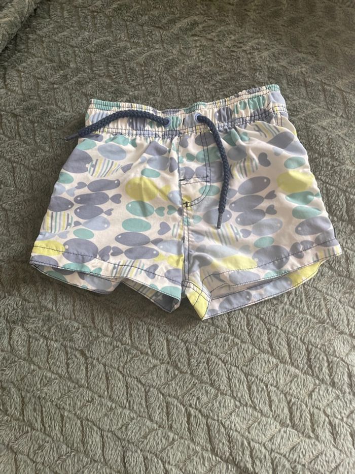 Short de bain 3 mois