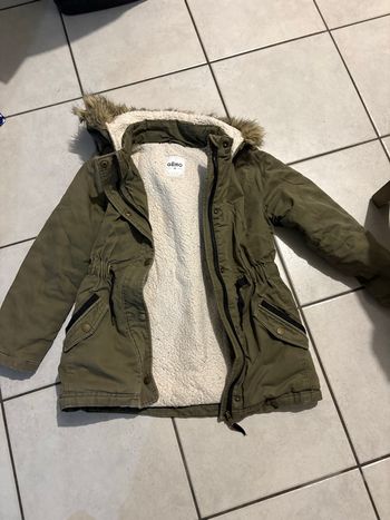 Manteau vert kaki
