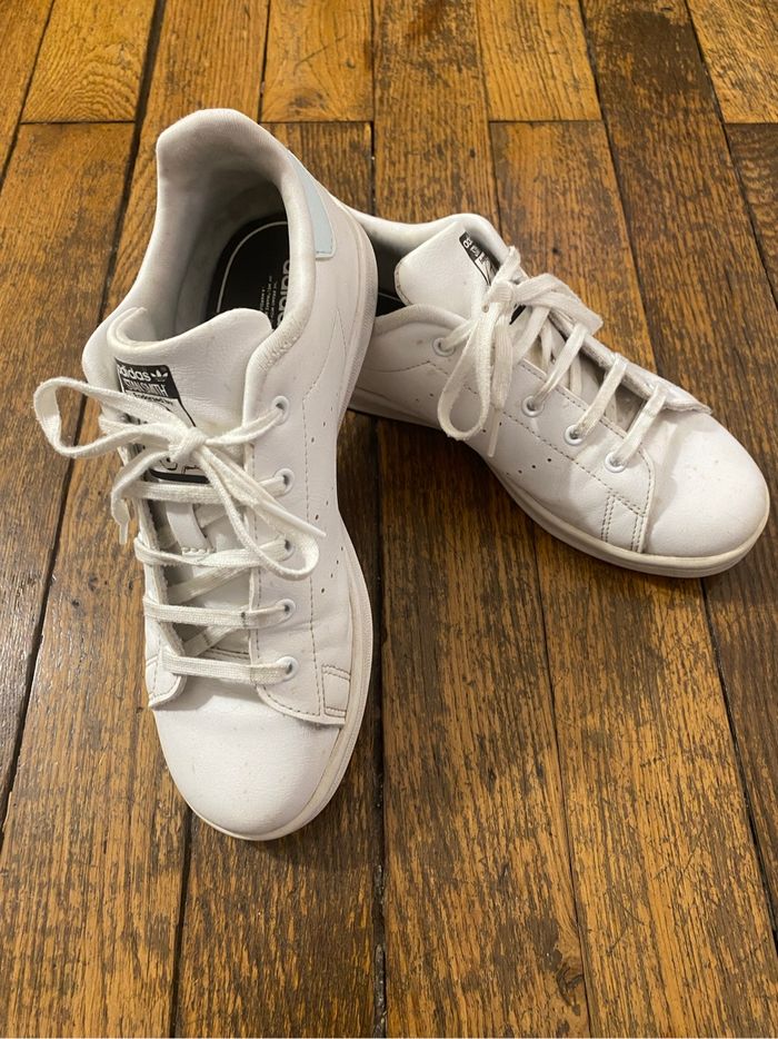 Baskets Stan Smith Adidas  Taille 34