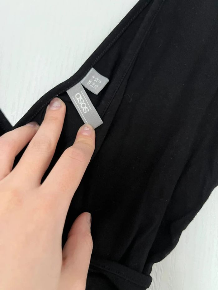 Body décolleté V Asos taille 32 - photo numéro 4