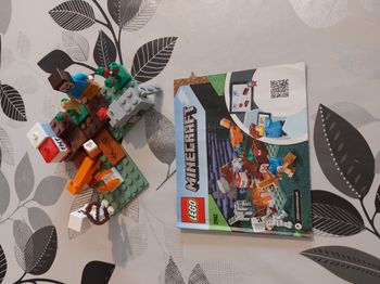 LEGO 21162 Minecraft Aventures dans la taïga