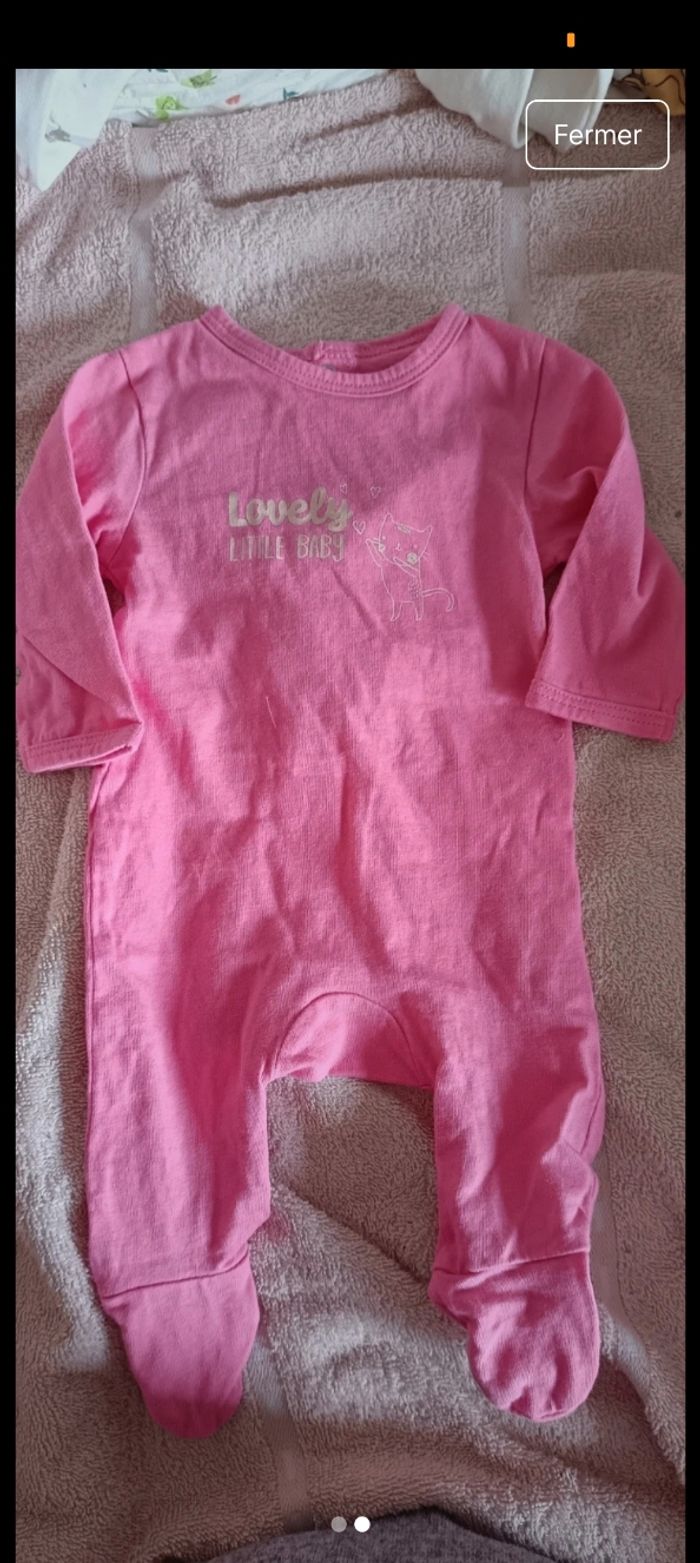 Lot pyjama 1 mois - photo numéro 7