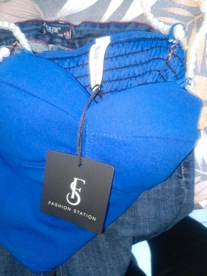 Croc top bleu électrique neuf étiqueté - photo numéro 2