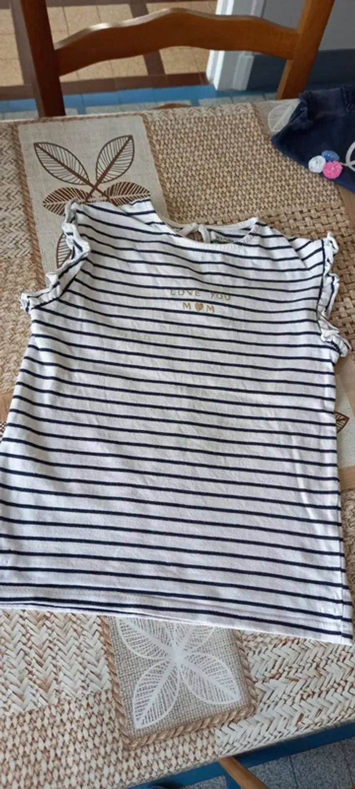Tee-shirt sans manches