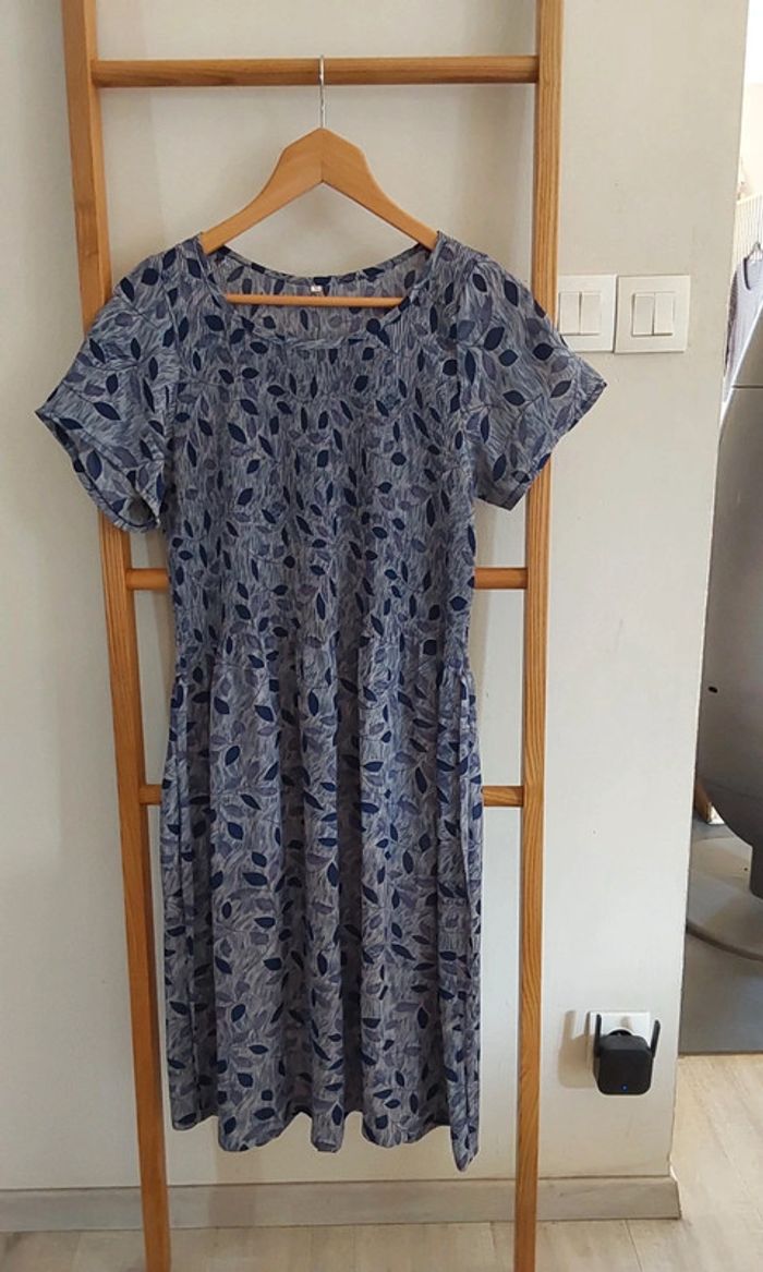 Robe fluide imprimée dans les tons de violet,lila et parme. T 42 - photo numéro 10
