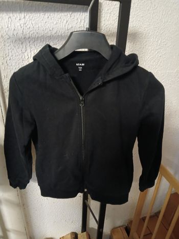 SWEAT ZIPPE NOIR KIABI