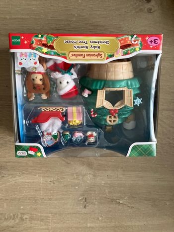 Coffret de figurines Sylvanian families 5822 la maison du pere Noël neuf 