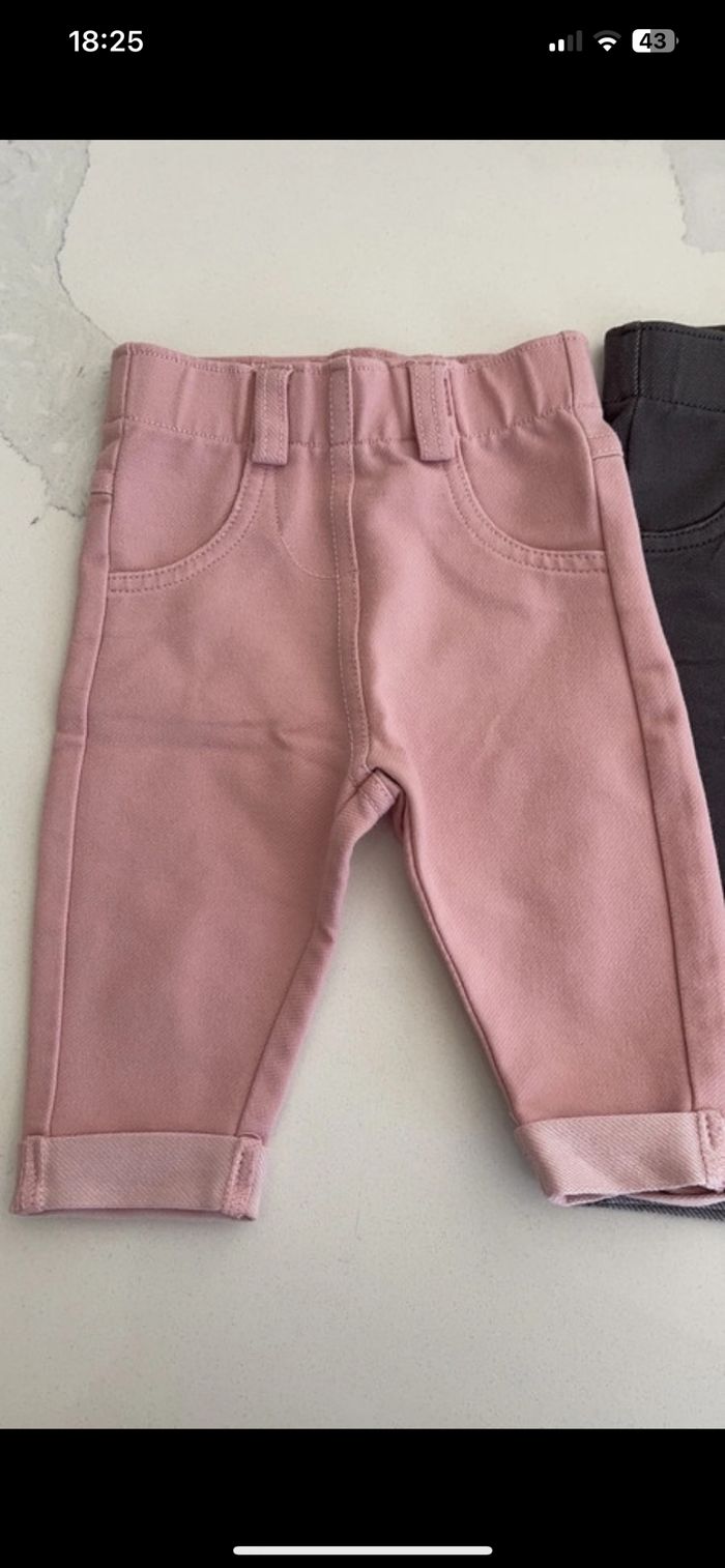 Lots pantalons kiabi bebe - photo numéro 2