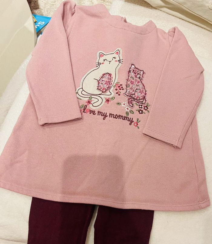 Ensemble petit legging violet et petit pull rose avec des chats 18 mois - photo numéro 3
