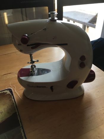 Machine à coudre couture express