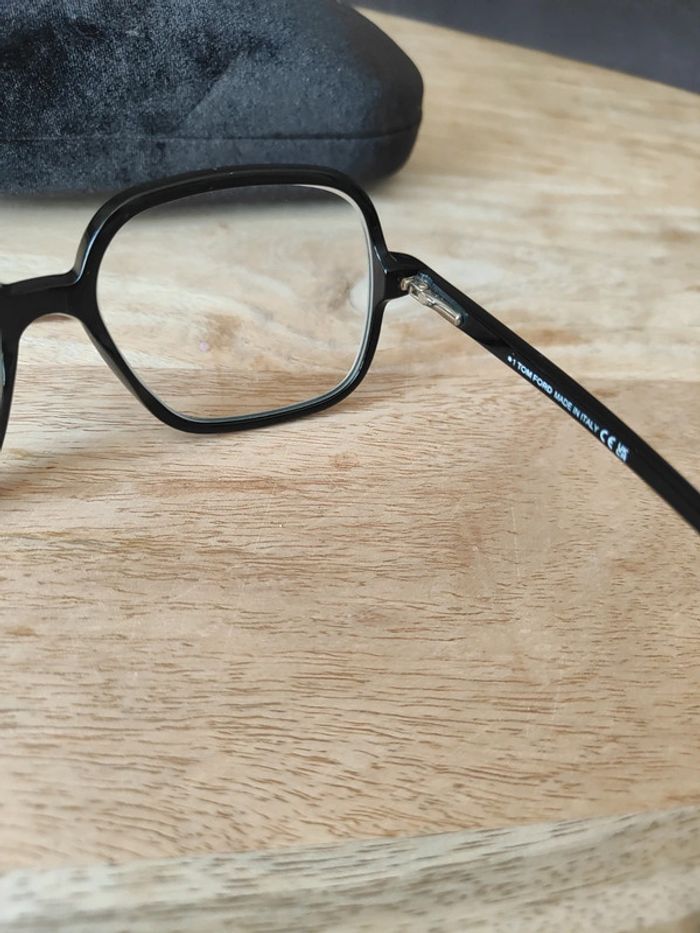 Monture lunette Tom Ford comme neuve - photo numéro 5