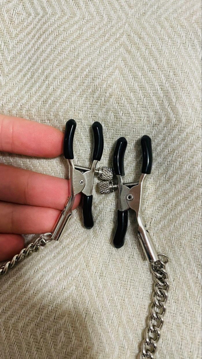 Pince téton - photo numéro 2