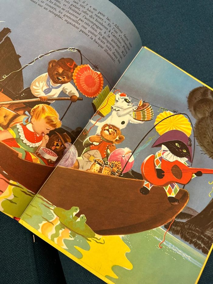 1965 Livre rare ancien Une fête chez Caroline Pierre Probst bd grands albums Hachette - photo numéro 7