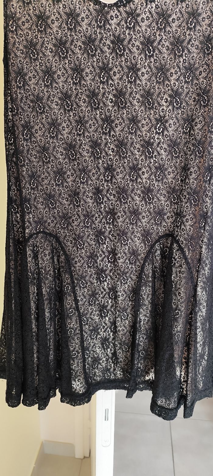 Robe sans manches en dentelle noire  taille 2Cherry - photo numéro 7