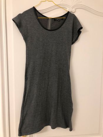 Robe cache cache grise T36