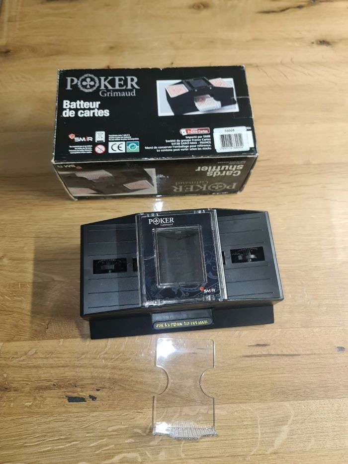 Neuf Batteur de cartes des éditions Grimaud, - photo numéro 2